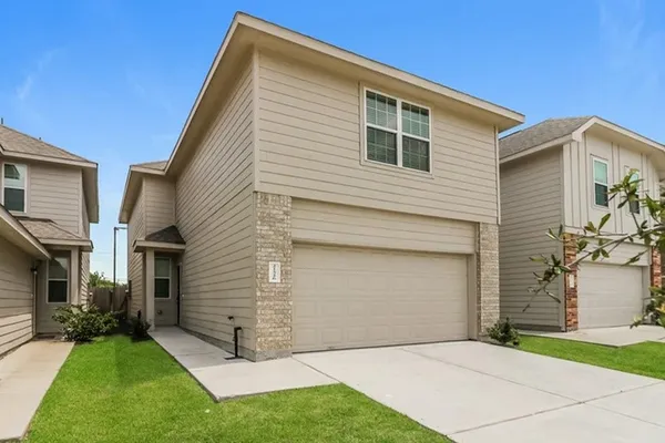 $1,900 | 21526 Kimro Lane, Houston, TX 77073