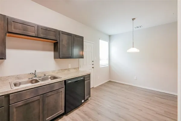 $1,900 | 21526 Kimro Lane, Houston, TX 77073