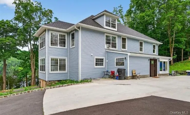 $1,025,000 | 556 Lakes Road, Monroe, NY 10950