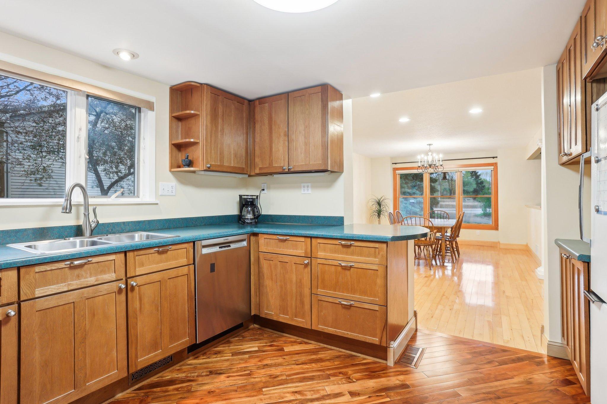 12112 West River Road Champlin, MN 55316 - Photo 6 of 33