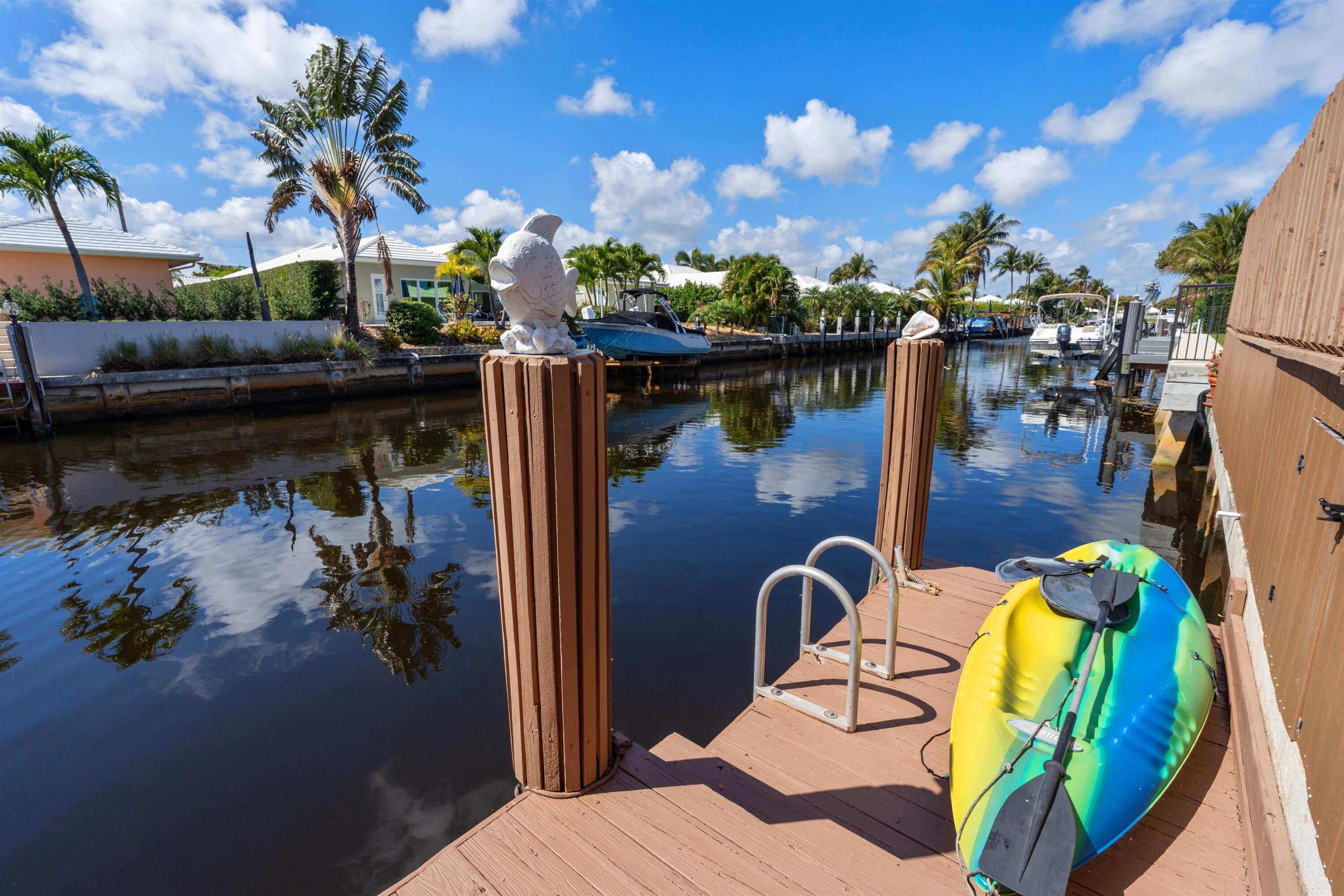 1223 Pepperridge Terrace Boca Raton, FL 33486 - Photo 32 of 34 a view of balcony and patio