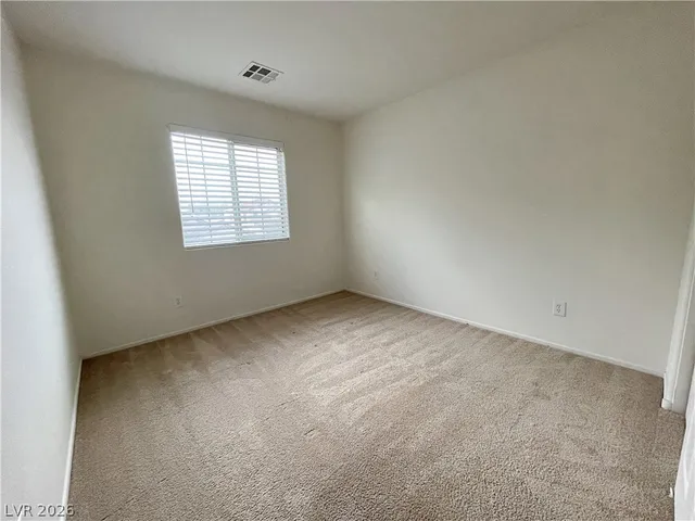 $2,600 | 2825 Woodland Park Avenue, North Las Vegas, NV 89086