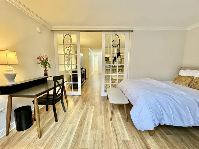 $6,000 | 222 West 14th Street, Unit 2H | West Village