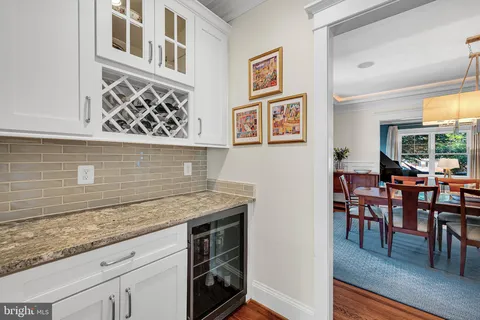 $2,425,000 | 6021 Landon Lane, Bethesda, MD 20817