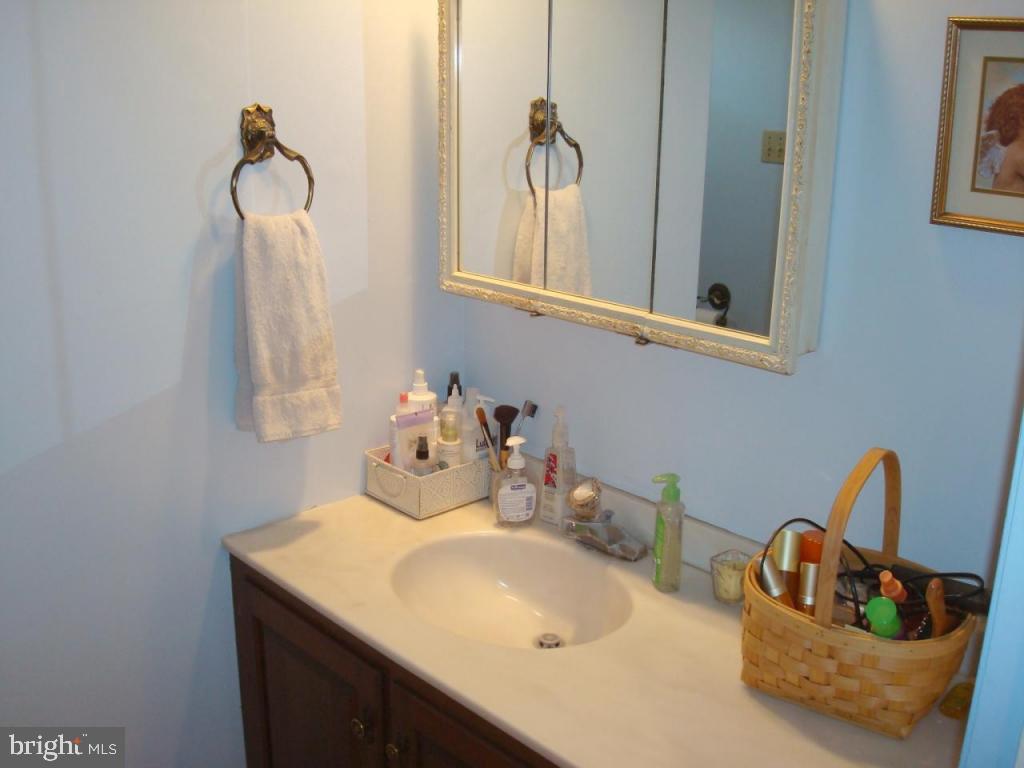 508 Rutledge Avenue Lancaster, PA 17601 - Photo 6 of 17 Gallery Image 6