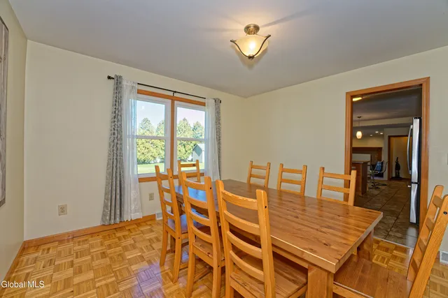 $3,100 | 5 Shamrock Circle, Colonie, NY 12110