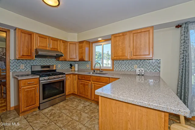 $3,100 | 5 Shamrock Circle, Colonie, NY 12110