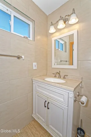 $3,100 | 5 Shamrock Circle, Colonie, NY 12110