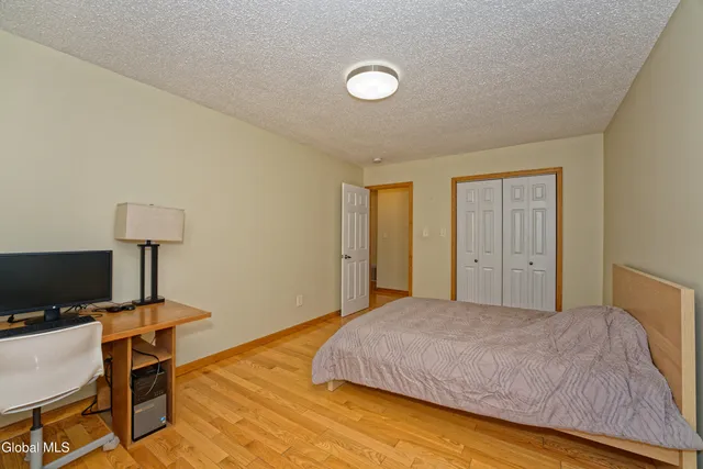 $3,100 | 5 Shamrock Circle, Colonie, NY 12110