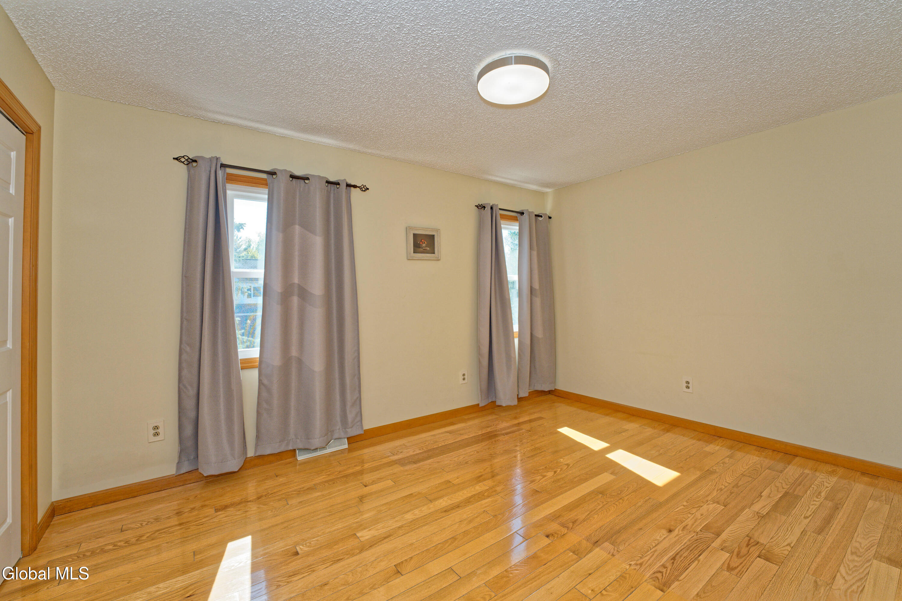 5 Shamrock Circle Latham, NY 12110 - Photo 39 of 60 042-8 Bedroom 9