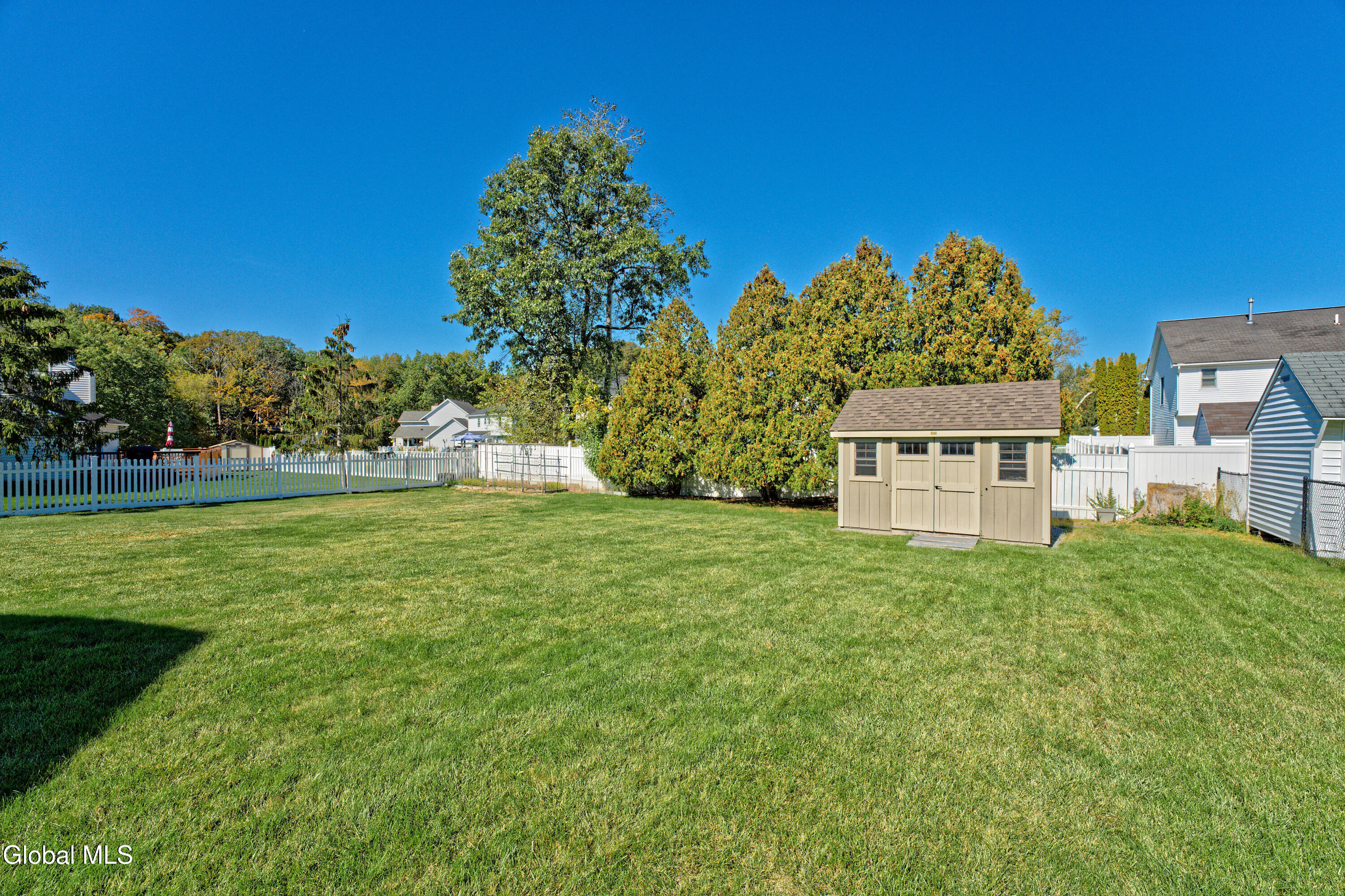 5 Shamrock Circle Latham, NY 12110 - Photo 54 of 60 054-Yard 5
