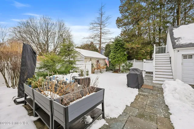 $1,989,000 | 29 Sound Beach Avenue, Old Greenwich, CT 06870