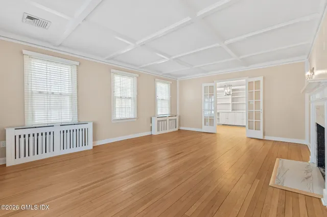 $1,989,000 | 29 Sound Beach Avenue, Old Greenwich, CT 06870