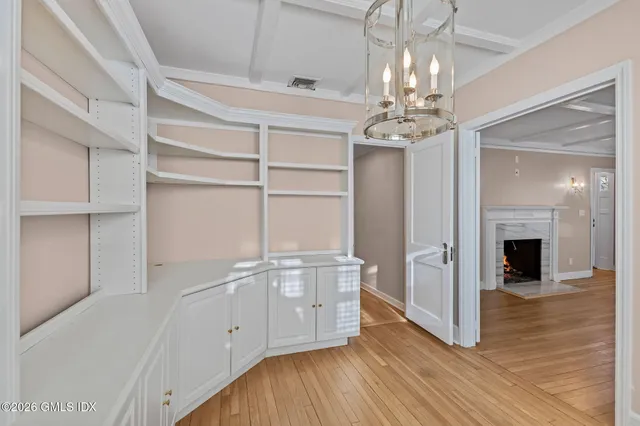 $1,989,000 | 29 Sound Beach Avenue, Old Greenwich, CT 06870