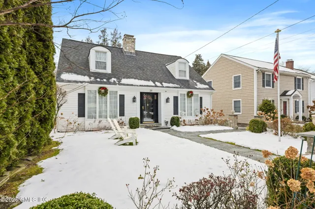 $1,989,000 | 29 Sound Beach Avenue, Old Greenwich, CT 06870