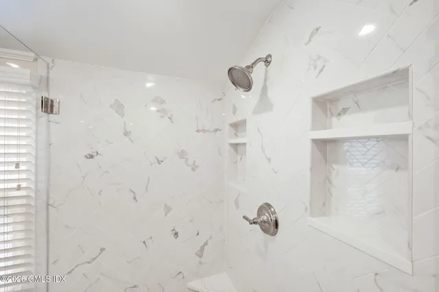 $1,989,000 | 29 Sound Beach Avenue, Old Greenwich, CT 06870