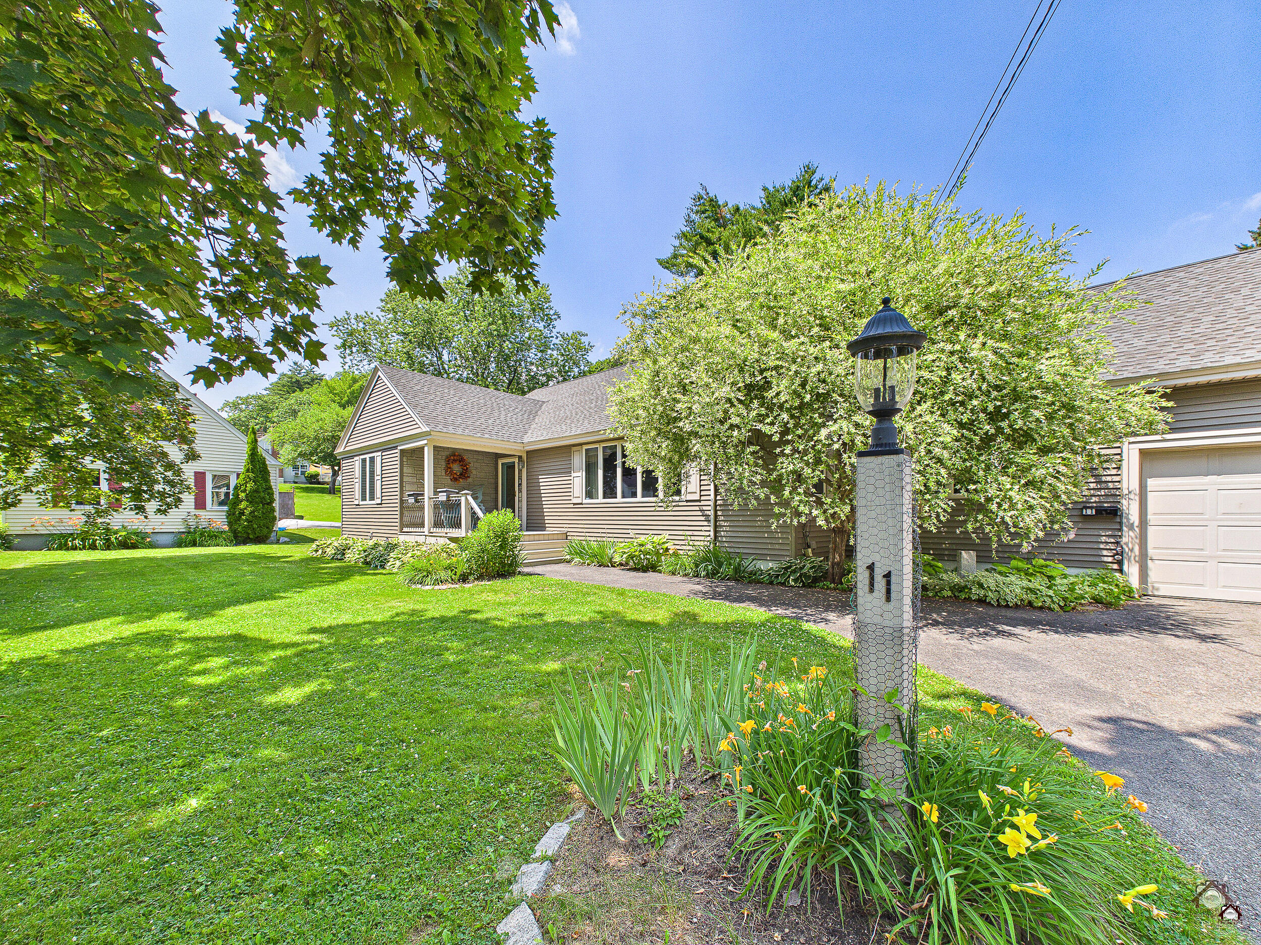 11 Franklin Street Waterville, ME 04901 - Photo 2 of 44 182-LP-106