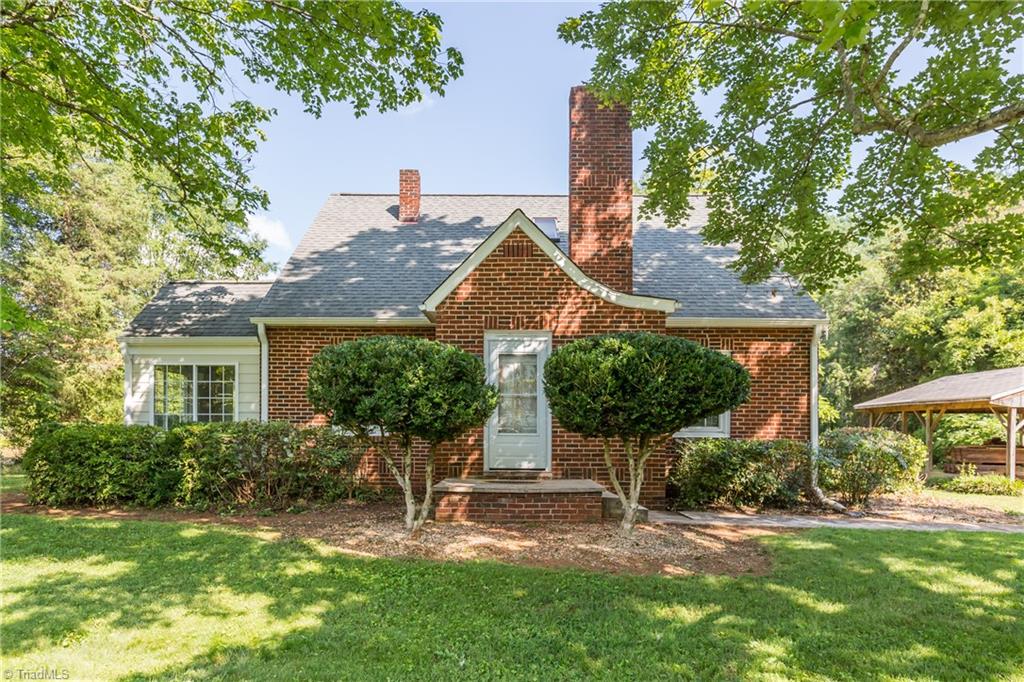 4749 Seward Road Pfafftown, NC 27040 - Photo 1 of 39 Gallery Image 1