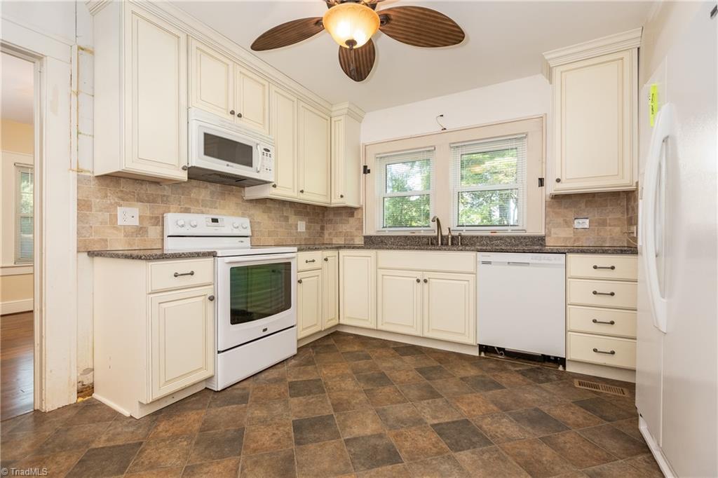 4749 Seward Road Pfafftown, NC 27040 - Photo 16 of 39 Gallery Image 16