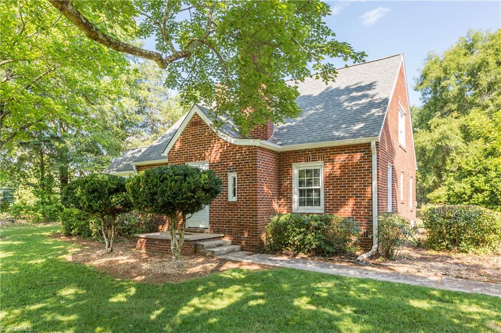 4749 Seward Road Pfafftown, NC 27040 - Photo 28 of 39 Gallery Image 28