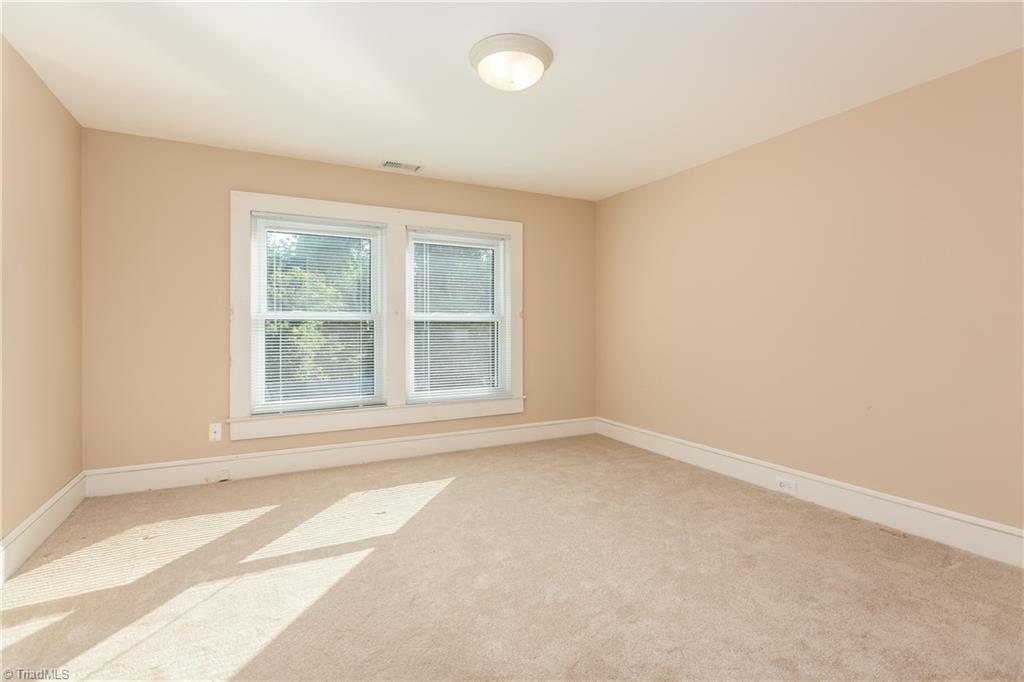 4749 Seward Road Pfafftown, NC 27040 - Photo 8 of 39 Gallery Image 8