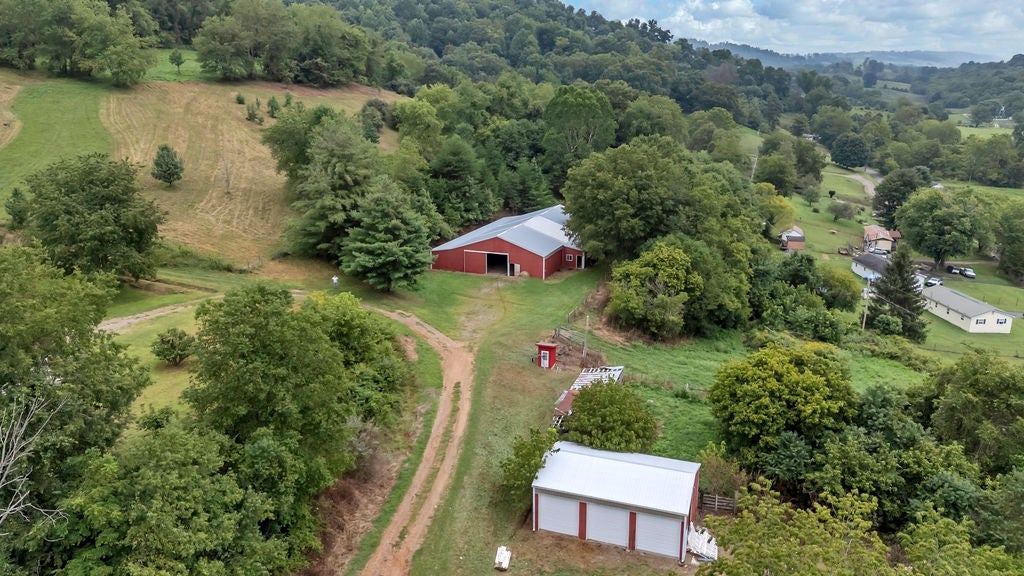 6931 Moccasin Valley Road Lebanon, VA 24266 - Photo 22 of 59 Gallery Image 22
