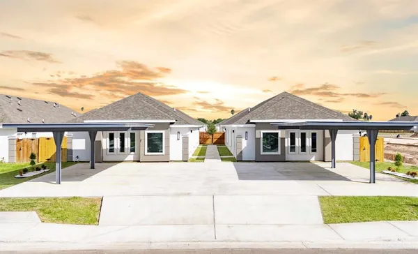 $1,100 | 1408 South Xanthia Street, Unit 3, Alton, TX 78573