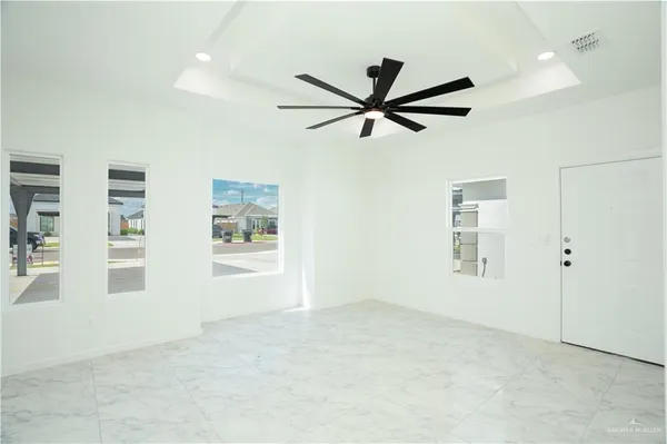 $1,100 | 1408 South Xanthia Street, Unit 3, Alton, TX 78573