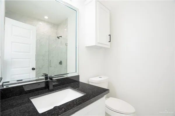 $1,100 | 1408 South Xanthia Street, Unit 3, Alton, TX 78573