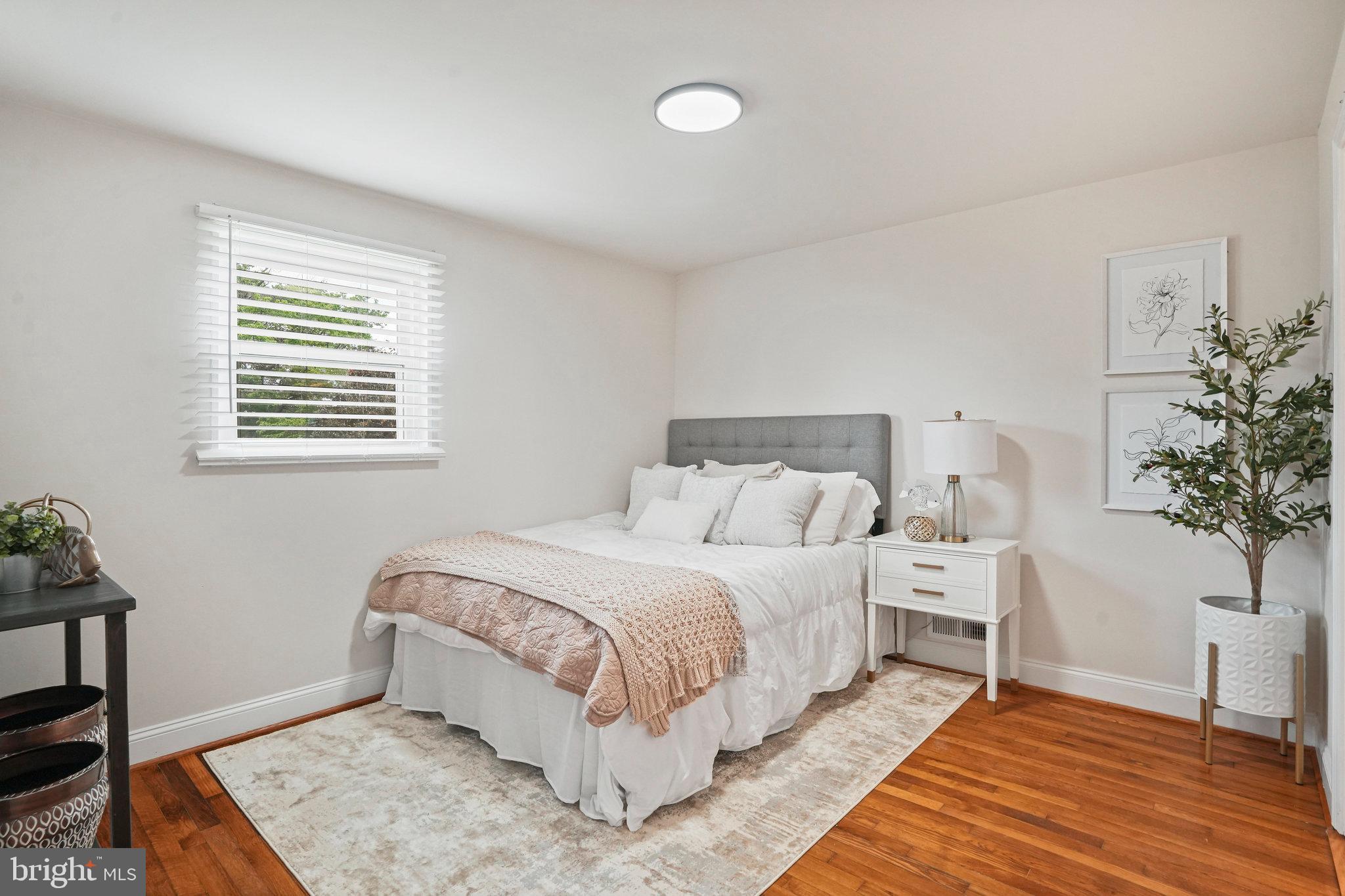 3706 Carey Street Silver Spring, MD 20902 - Photo 15 of 31 Primary Bedroom w/ensuite