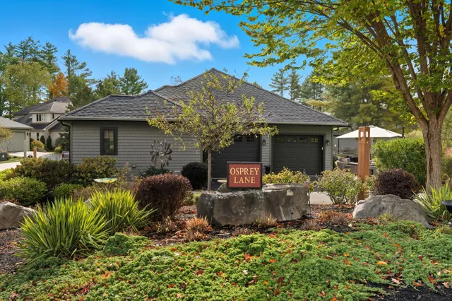 $824,900 | 2 Osprey Lane, Newmarket, NH 03857