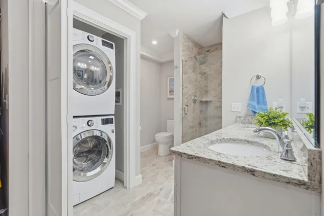 $824,900 | 2 Osprey Lane, Newmarket, NH 03857