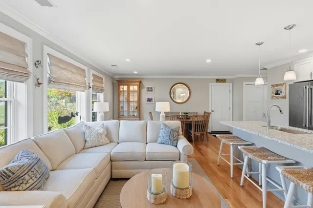 $824,900 | 2 Osprey Lane, Newmarket, NH 03857