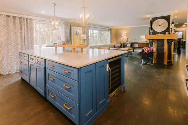 $725,000 | 1 Bona Vista Drive, Bow, NH 03304