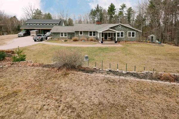 $725,000 | 1 Bona Vista Drive, Bow, NH 03304