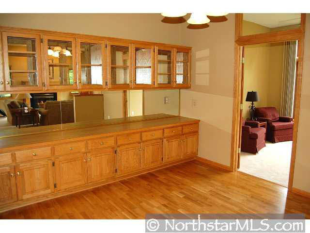 1579 Antler Point Eagan, MN 55122 - Photo 7 of 9