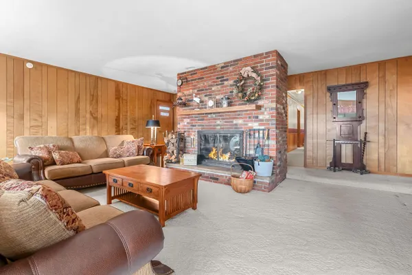 $429,900 | 2038 Ash Te Wette Beach Drive, Hillsdale, MI 49242