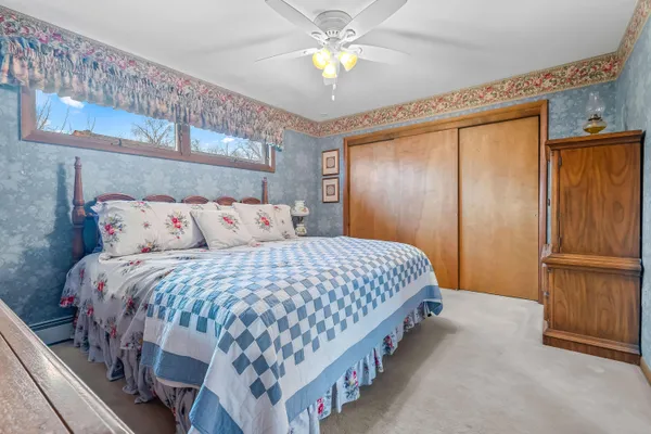 $429,900 | 2038 Ash Te Wette Beach Drive, Hillsdale, MI 49242