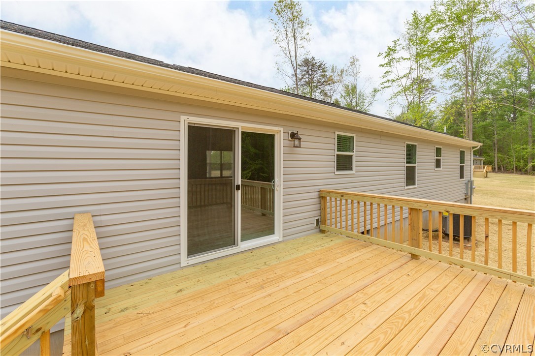 2045 Eastham Road Bumpass, VA 23024 - Photo 14 of 38