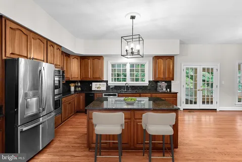 $2,550,000 | 190 Falcon Ridge Road, Great Falls, VA 22066