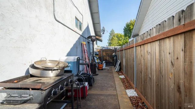 $515,000 | 571 Greenwood Drive, Vacaville, CA 95687