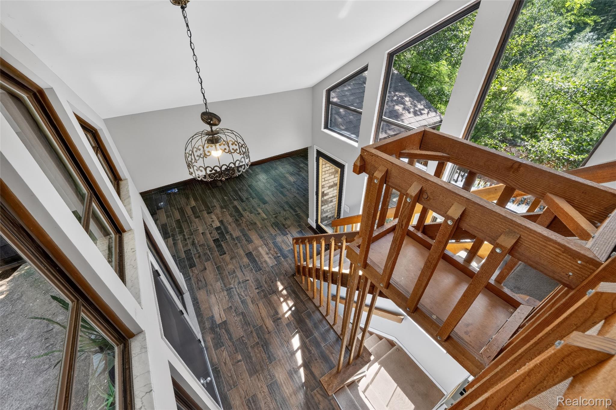 4565 Brookside Road Fenton, MI 48430 - Photo 32 of 50 4565 Brookside Rd Fenton HDR-143.jpg