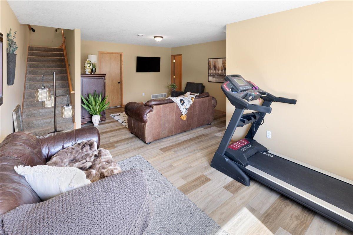 38260 Explorer Circle North Branch, MN 55056 - Photo 28 of 34