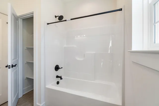 $499,900 | 5033 Ikram Oaks Lane, Jackson, MI 49201