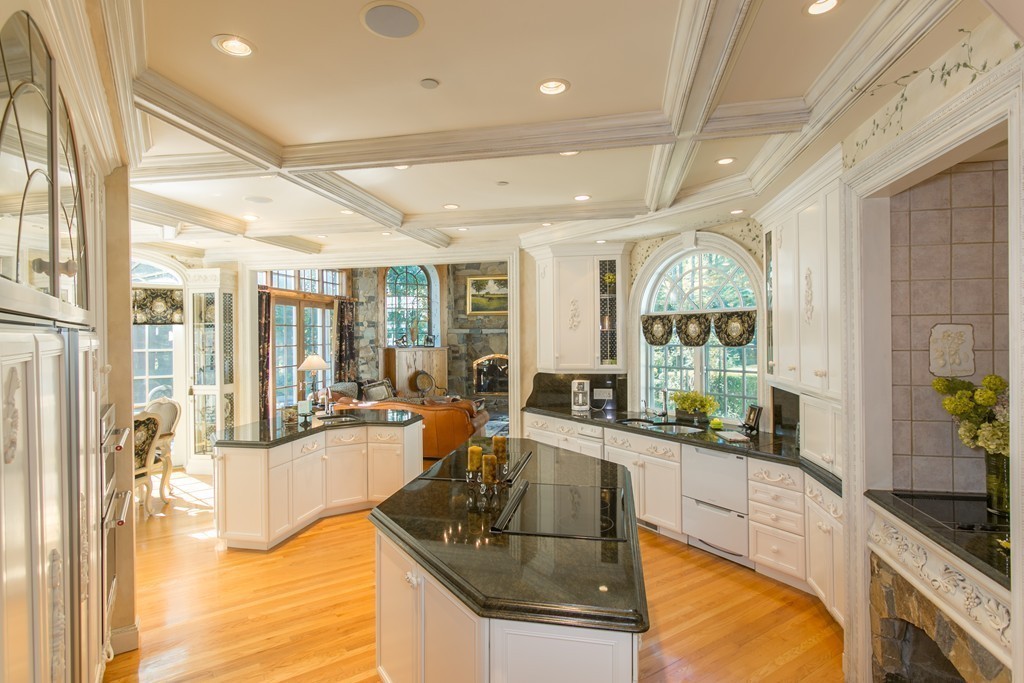 175 Monument Farm Road Concord, MA 01742 - Photo 7 of 30