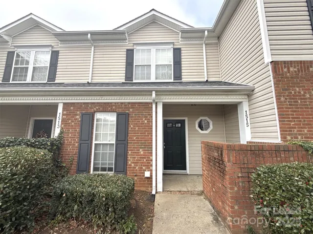 $1,400 | 1515 Sylvia Court, Charlotte, NC 28205