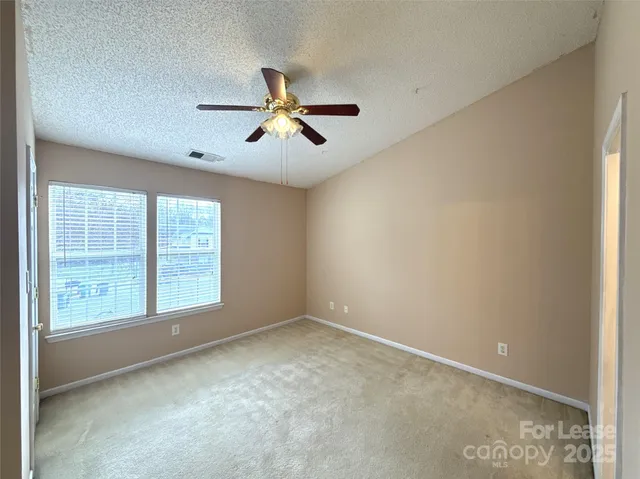 $1,400 | 1515 Sylvia Court, Charlotte, NC 28205