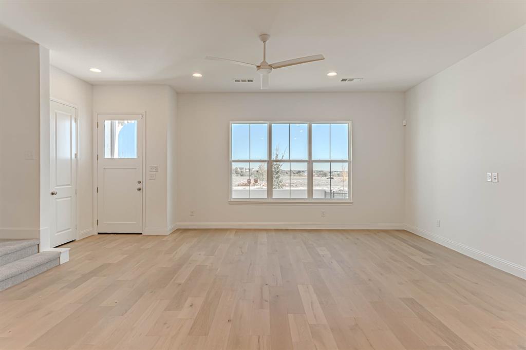 2136 Village Walk Lane Aledo, TX 76008 - Photo 35 of 38