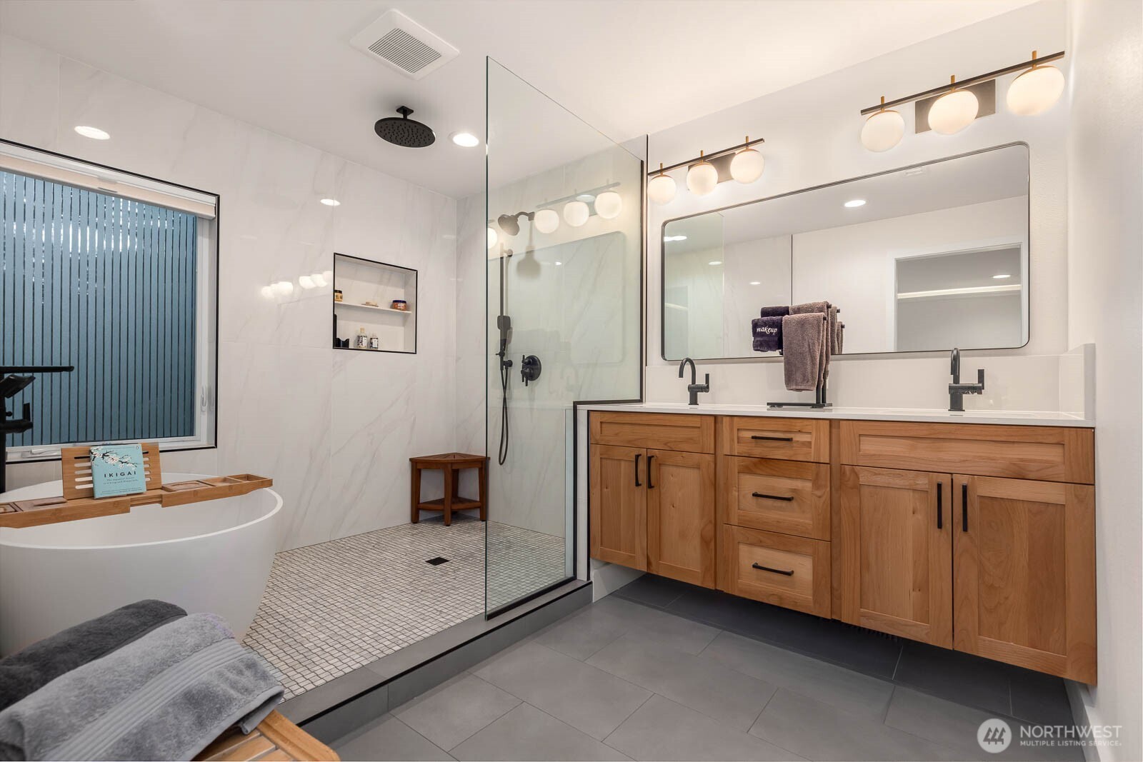 104 219th Place Southeast Bothell, WA 98021 - Photo 11 of 22