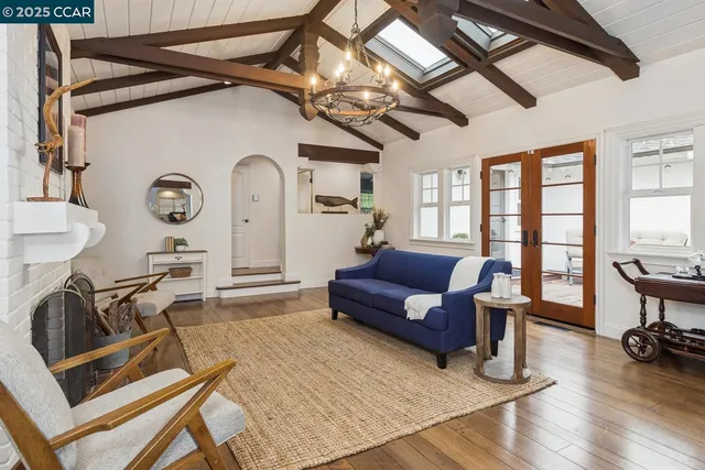 $2,388,000 | 1000 Walnut Drive, Lafayette, CA 94549